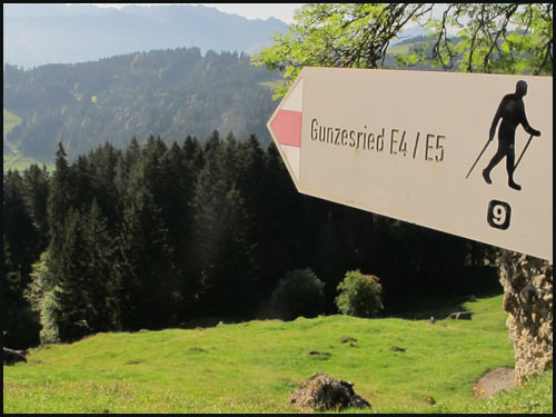 A signpost on E5