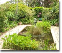 Statue in the pond in the Italian garden